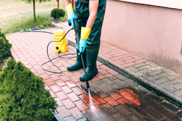 Best Driveway Pressure Washing  in New York Mills, NY